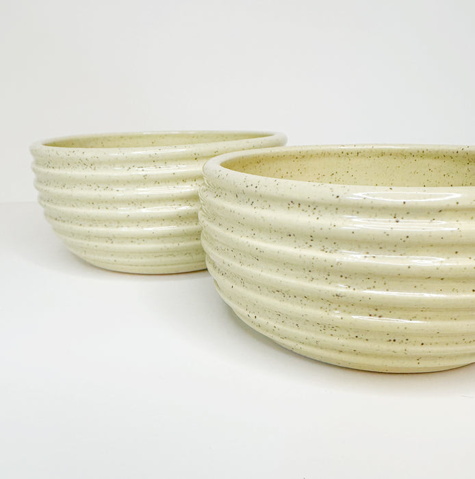 HUNNY BOWLS Easter Egg (Set of two. Assorted sizes)