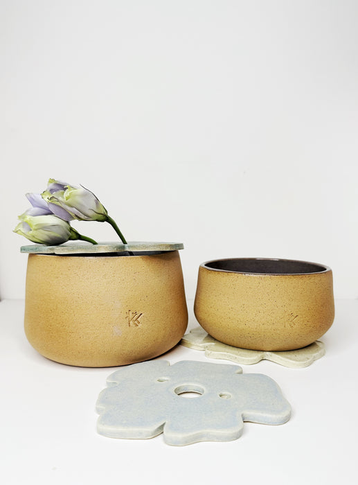 FROGS. Set of 2 pieces.