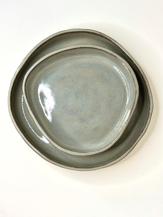 FRECKLE PLATES. Medium & small. (8.5 and 6 inches)