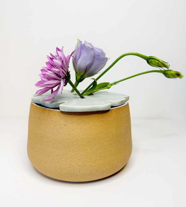 Flower FROGS. Set of two pieces. (5 inches)