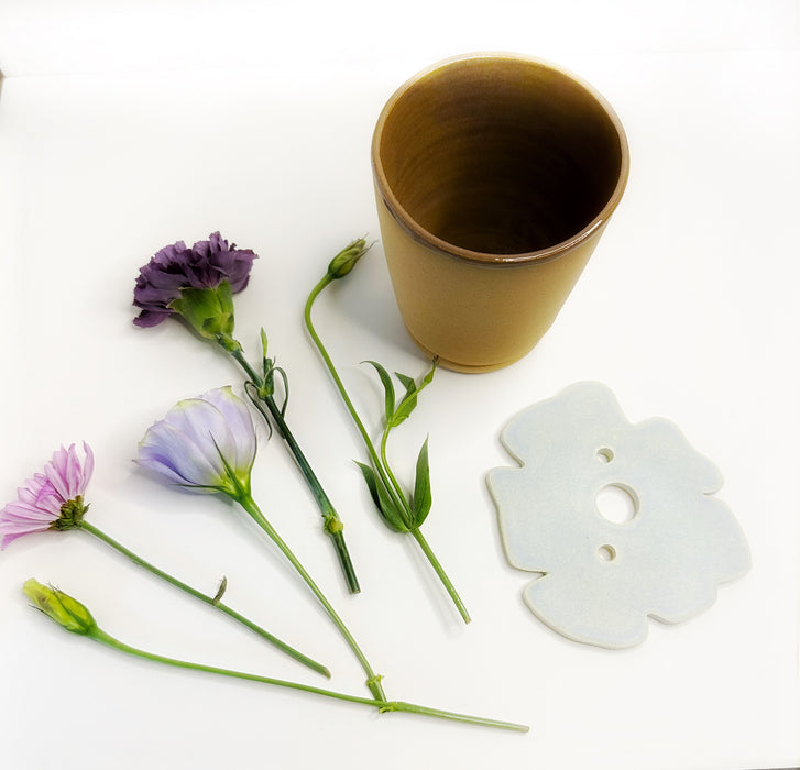 Flower FROGS. Set of two pieces. (5 inches)