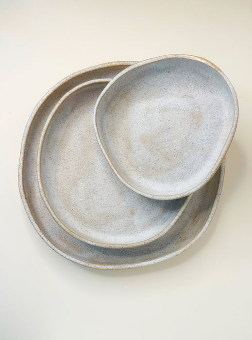 OCEAN SAND PLATES SET. Large, medium & small.