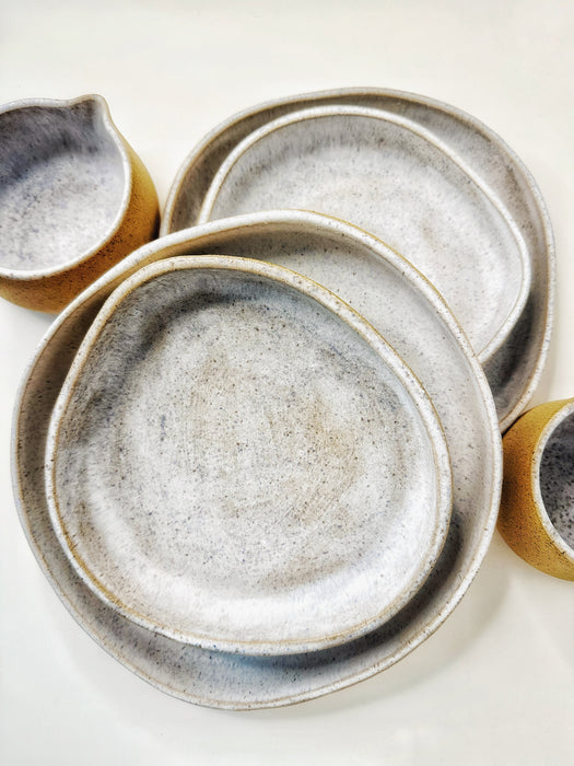 OCEAN SAND PLATES SET. Large, medium & small.