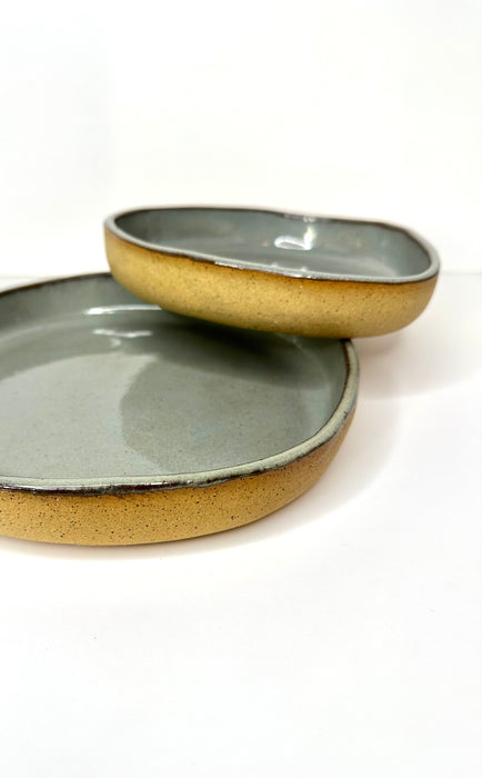 FRECKLE PLATES. Medium & Small (8.5 and 6 inches)