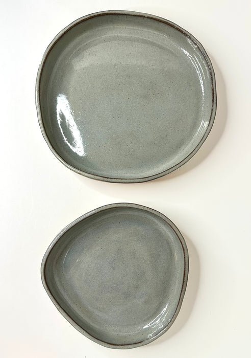 FRECKLE PLATES. Medium & Small (8.5 and 6 inches)