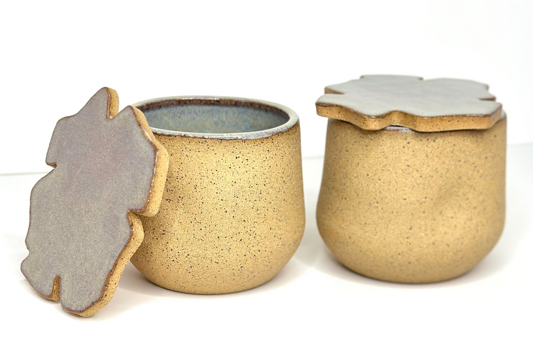 FRECKLES CUP SET (2 cups + 2 Flower coaters)