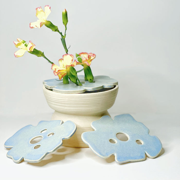 FLOWER FROG (5 inches)
