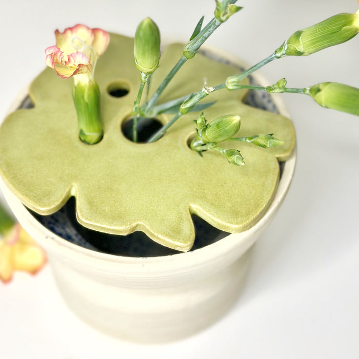 FLOWER FROG (5 inches)