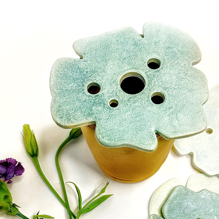 FLOWER FROG (5 inches)